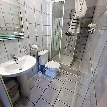 Owr Relax - Polozony Blisko Atrakcji Turystycznych Üdülőközpont Szczytna