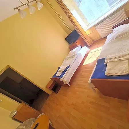 Owr Relax - Polozony Blisko Atrakcji Turystycznych Üdülőközpont